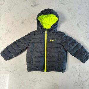 Nike Toddler Dark Gray & Neon Yellow/Volt Hooded Zip-Up Puffer Jacket. Size 18M